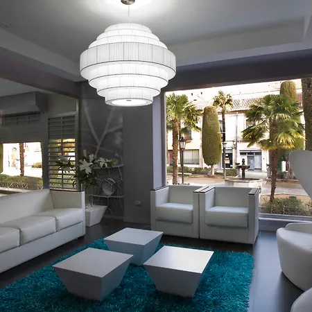Salamanca Suite Studios 4*