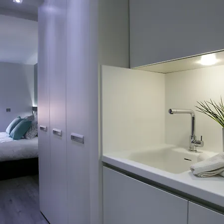 Salamanca Suite Studios מלון דירות סלאמנקה