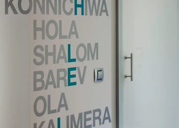 아파트호텔 스위트 스튜디오 4*