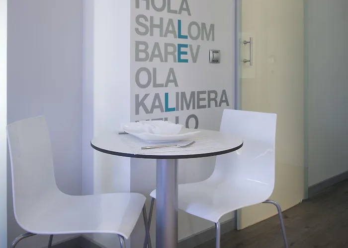 아파트호텔 스위트 스튜디오 4*