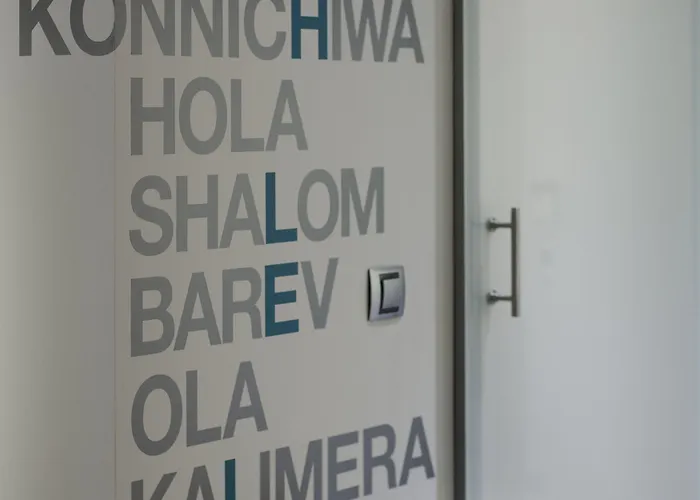 아파트호텔 스위트 스튜디오 4*